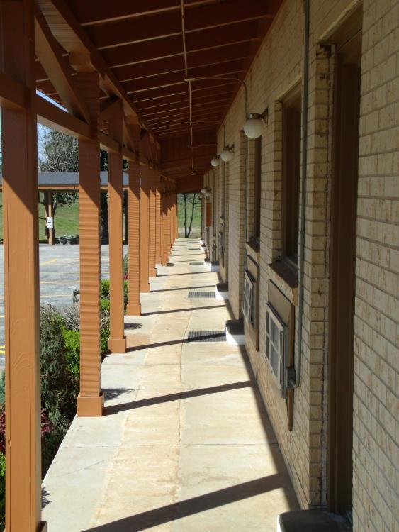 Woodlawn Hills Motel Henderson ภายนอก รูปภาพ